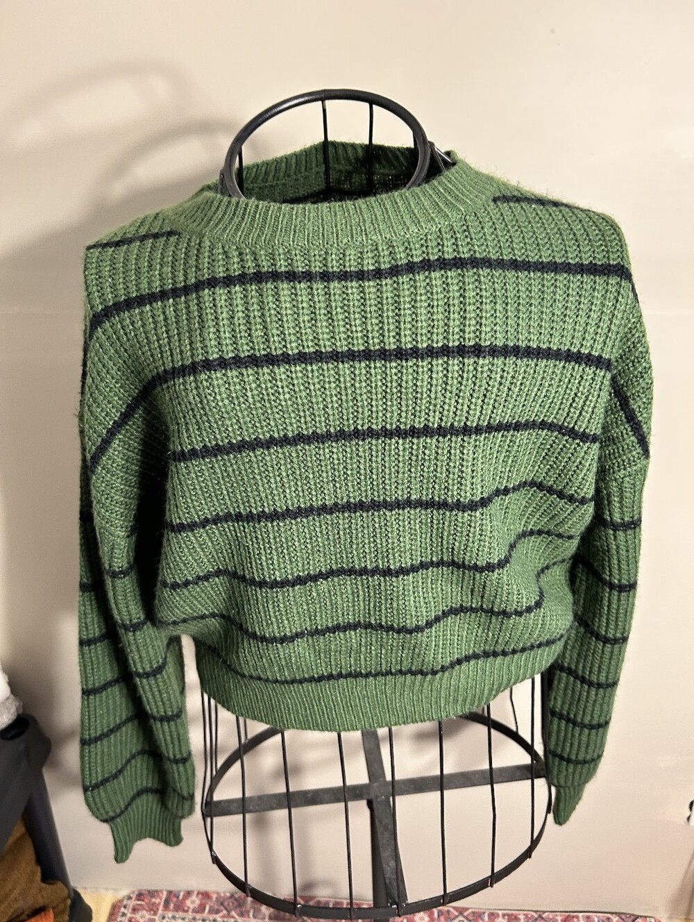 Cider size extra small womens top sweater crop cropped green green striped